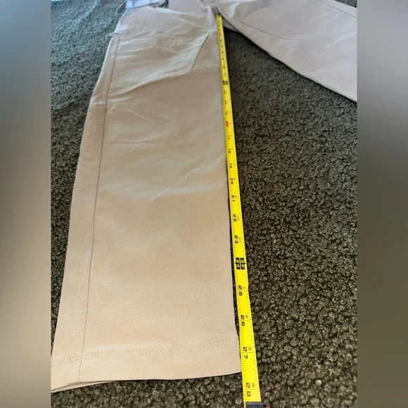 Nike ACG Women's Mid-Rise Hiking Trousers / Cargo Pants in Khaki - Size XS - NWT - Picture 7 of 8